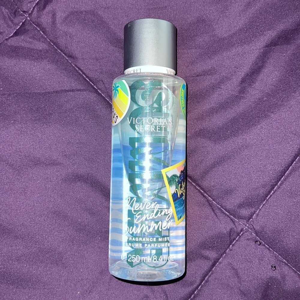 limited edition never ending summer Victoria’s Secret body mist 🐠